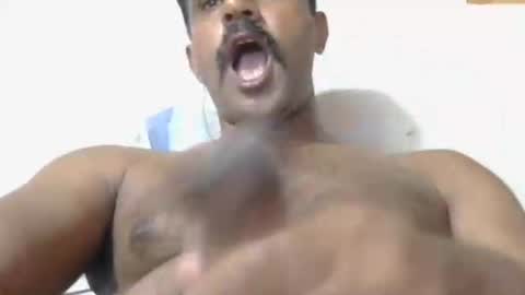 Snapshot of dickruss0070003 chatting on April 22, 5:14 pm dick rus online show from April 22, 5:14 pm