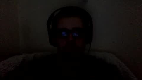 Snapshot of dickswill chatting on March 2, 7:23 pm dickswill online show from March 2, 7:23 pm