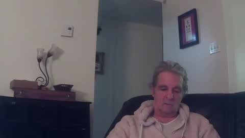 Snapshot of dickwinner0000 chatting on December 14, 2:56 am Dickwinner0000 online show from December 14, 2:56 am