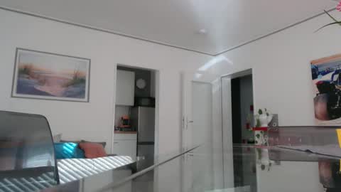 Snapshot of didiegal chatting on October 24, 10:55 am squirtcock online show from October 24, 10:55 am