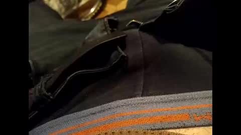 Snapshot of diego_1983_ chatting on April 4, 1:37 am diego_1983_ online show from April 4, 1:37 am