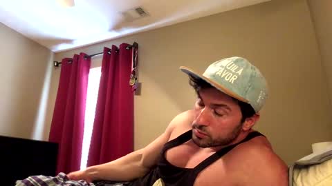 Snapshot of diegodavids chatting on January 2, 4:56 pm diegodavids online show from January 2, 4:56 pm