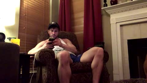 Snapshot of diegodavids chatting on February 8, 2:15 am diegodavids online show from February 8, 2:15 am