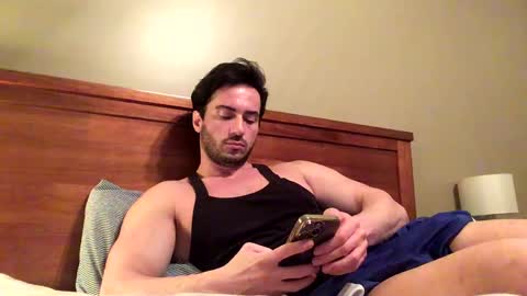 Snapshot of diegodavids chatting on February 23, 10:31 pm diegodavids online show from February 23, 10:31 pm