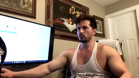 Snapshot of diegodavids chatting on September 30, 4:56 pm diegodavids online show from September 30, 4:56 pm