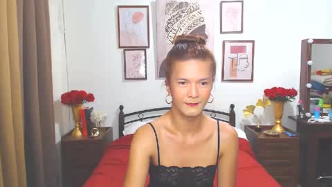 Dennesse online show from December 14, 1:06 am