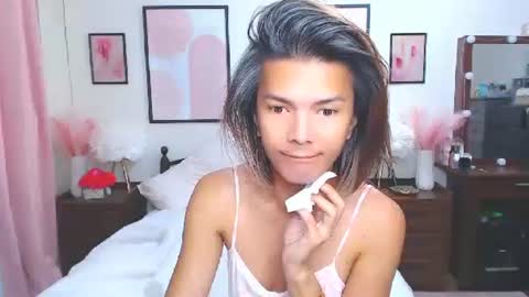 Dennesse online show from February 19, 6:53 am