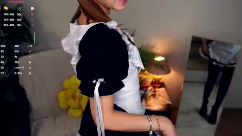 Elwyna online show from October 23, 6:50 pm