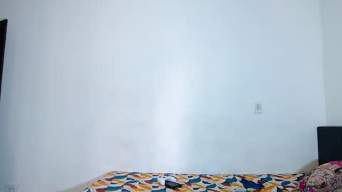 Snapshot of diiego_xxx chatting on December 28, 1:17 pm diiego_xxx online show from December 28, 1:17 pm