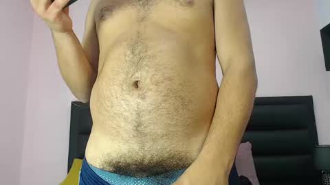 Snapshot of diiego_xxx chatting on February 5, 4:58 pm diiego_xxx online show from February 5, 4:58 pm