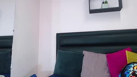 Snapshot of diiego_xxx chatting on February 9, 7:52 pm diiego_xxx online show from February 9, 7:52 pm