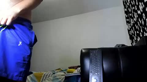 diiego_xxx online show from October 23, 12:04 pm