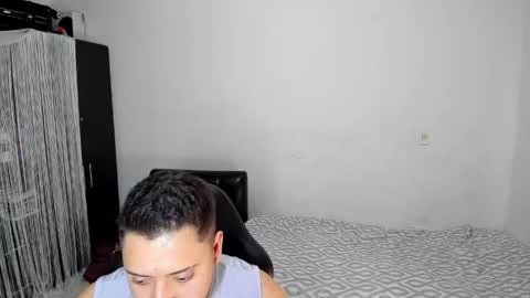 diiego_xxx online show from May 8, 6:46 pm