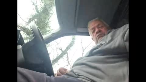 Snapshot of dijoho123 chatting on February 19, 9:49 am dijoho123 online show from February 19, 9:49 am