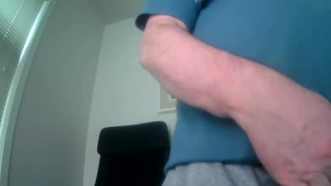 Snapshot of diki3333333333 chatting on February 20, 11:21 pm Nick online show from February 20, 11:21 pm