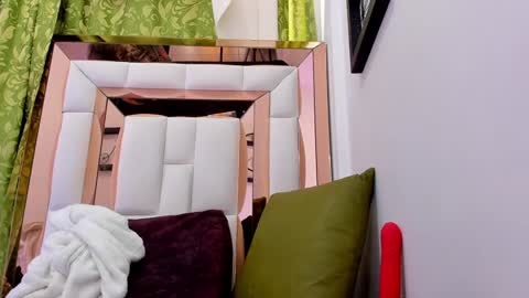 dilan_scootk_ online show from February 5, 2:26 pm