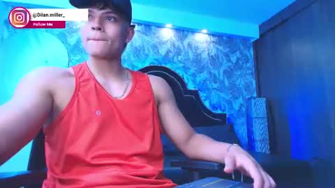 Snapshot of dilanmiller_ chatting on July 1, 5:34 pm dilanmiller_ online show from July 1, 5:34 pm