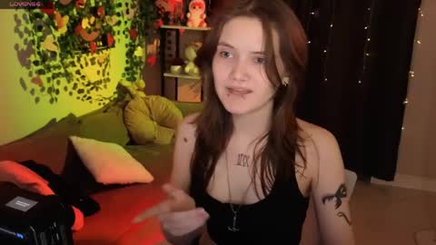 Dilara online show from May 9, 9:20 pm