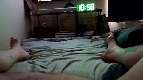 dilevics1985 online show from September 24, 9:56 am