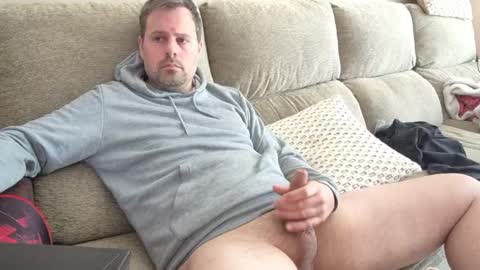 dili999 online show from April 4, 10:13 am