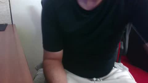 Snapshot of dimax75000 chatting on January 9, 9:45 am dimax75000 online show from January 9, 9:45 am