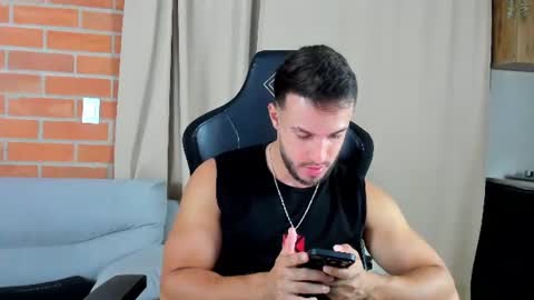 dimitricaruso online show from June 17, 11:38 pm