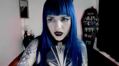 Snapshot of dimmuanddarkness chatting on July 7, 9:13 am dimmuanddarkness online show from July 7, 9:13 am