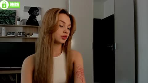 Snapshot of din_star chatting on February 27, 7:23 am Dina online show from February 27, 7:23 am