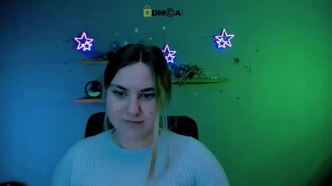 dina_bloom online show from February 17, 9:10 pm