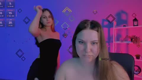 dina_bloom online show from April 18, 7:07 pm
