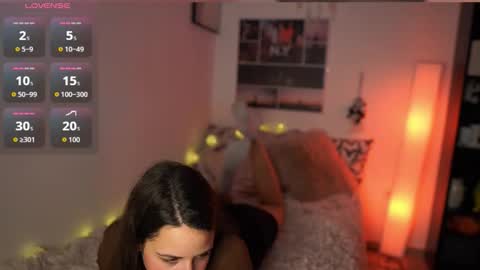 Dina online show from February 20, 2:28 pm