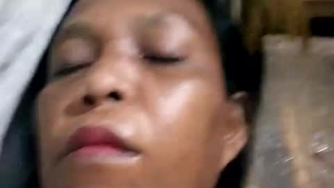 Snapshot of dina_melody chatting on October 1, 9:32 pm dina_melody online show from October 1, 9:32 pm