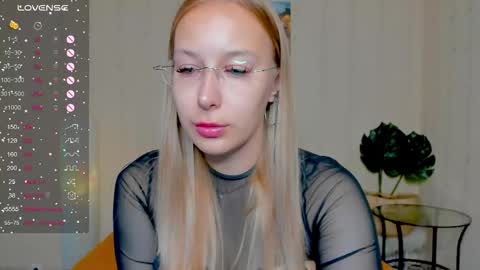 Dina online show from September 19, 3:08 am