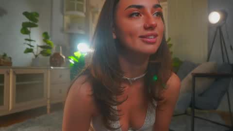 Dina and ill be glad to be here with you follow to me  online show from May 9, 12:43 pm