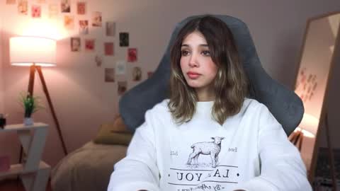 Snapshot of dinnerwithflowers chatting on January 17, 1:38 pm Sara Connor online show from January 17, 1:38 pm