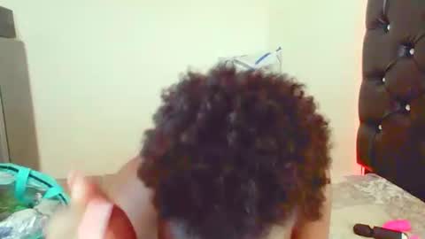 Snapshot of dinnydakrazx chatting on January 14, 5:02 am dinnydakrazx online show from January 14, 5:02 am