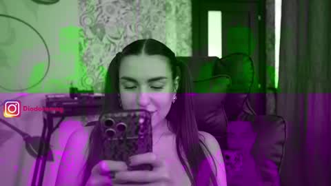 Diodora Magenta online show from June 9, 1:01 pm
