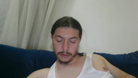 Snapshot of dionyampelos chatting on February 6, 10:32 pm dionyampelos online show from February 6, 10:32 pm