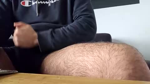 Snapshot of dios891 chatting on February 17, 10:34 am dios891 online show from February 17, 10:34 am