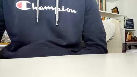 Snapshot of dios891 chatting on April 4, 8:12 am dios891 online show from April 4, 8:12 am