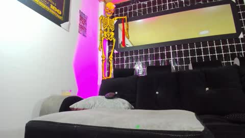 diosa aylaIndependent Model online show from October 16, 11:28 pm