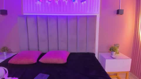 Cristal  online show from October 4, 3:26 am