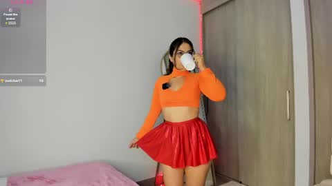  Diosa Isis  online show from July 24, 7:01 pm