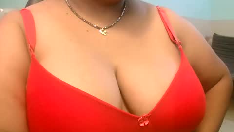 dipa2345 online show from October 5, 4:33 am