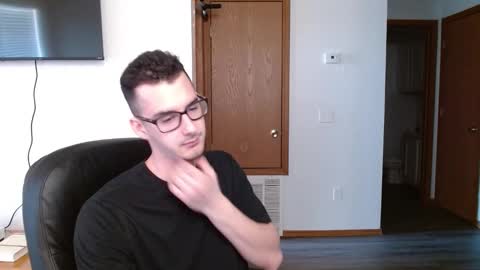 Dirk Diggler online show from February 28, 9:33 pm