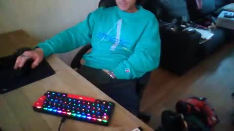 Snapshot of dirkdigglerofficial chatting on March 30, 6:03 am dirkdigglerofficial online show from March 30, 6:03 am