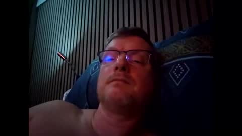 Snapshot of dirkkie1975 chatting on March 8, 9:51 pm dirkkie1975 online show from March 8, 9:51 pm