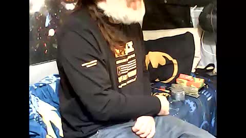 Snapshot of dirtmcgirt82 chatting on December 30, 10:32 am dirtmcgirt82 online show from December 30, 10:32 am
