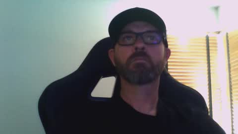 Snapshot of dirtrider15 chatting on February 16, 9:05 pm dirtrider15 online show from February 16, 9:05 pm