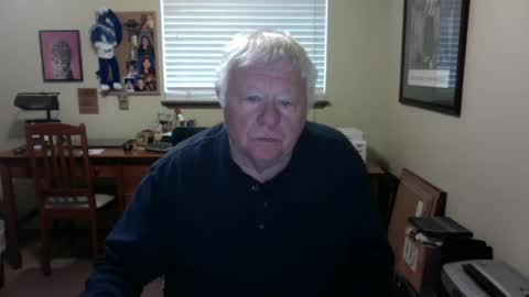 dirtrider195080438 online show from June 12, 2:32 am